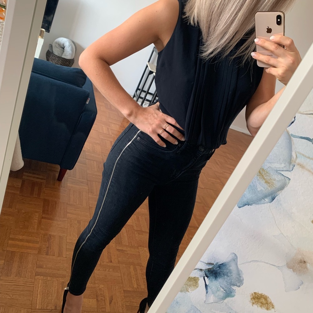 Black blouse WONDER